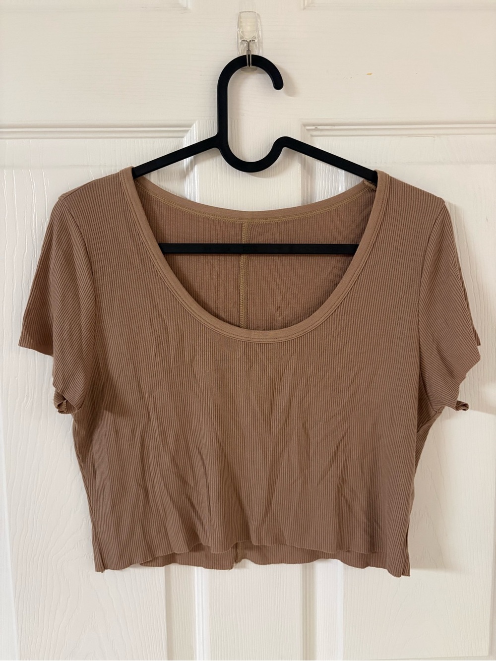 Ribbed Scoop Neck Crop Top - Brown